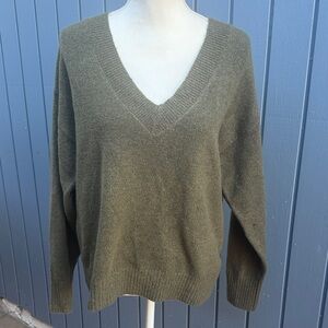 Sanctuary Olive V-Neck Sweater